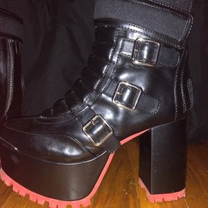 CURRENT MOOD PLATFORM BOOTS SIZE 9 CLUBKID GOTH